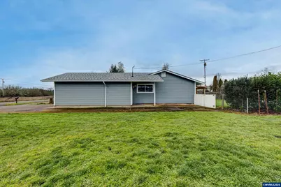 680 SW 53rd St, Corvallis, OR 97333 - Photo 8