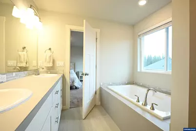 2353 Audubon Av SE, Salem, OR 97302 - Photo 32