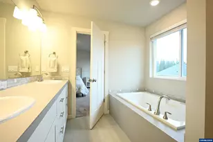 2353 Audubon Ave SE, Salem, OR 97302 - Photo 32