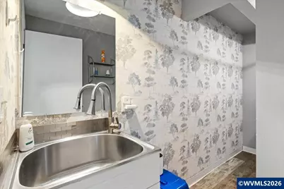 1135 Lakewood Dr SW, Albany, OR 97321 - Photo 20