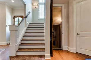 2628 Edgewater Dr, Eugene, OR 97401 - Photo 24