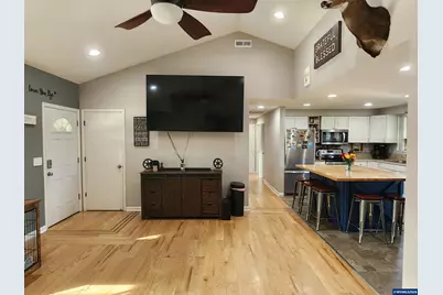 5239 Springhill Dr NE, Albany, OR 97321 - Photo 16