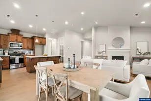 5588 NW Tanoak Pl, Corvallis, OR 97330 - Photo 2