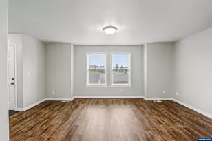 6049 Fircrest St SE, Salem, OR 97306 - Photo 8