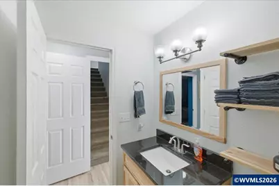 28484 Santiam Hwy, Sweet Home, OR 97386 - Photo 18