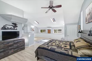 28484 Santiam Hwy, Sweet Home, OR 97386 - Photo 26