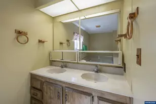 533 N Bayview Rd, Waldport, OR 97394 - Photo 40