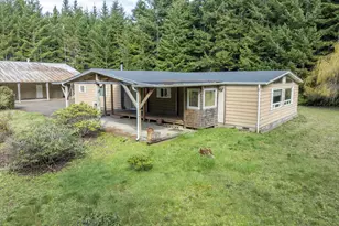 533 N Bayview Rd, Waldport, OR 97394 - Photo 4