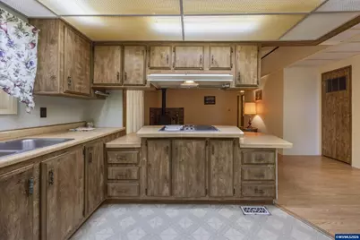 533 N Bayview Rd, Waldport, OR 97394 - Photo 30