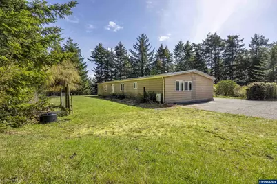 533 N Bayview Rd, Waldport, OR 97394 - Photo 10