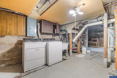 210 19th St SE, Salem, OR 97301 - Photo 16