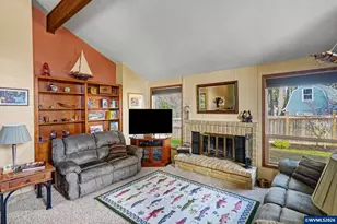 375 Indian Hills Ct SE, Salem, OR 97302 - Photo 14