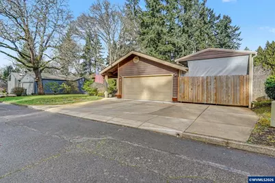 375 Indian Hills Ct SE, Salem, OR 97302 - Photo 2