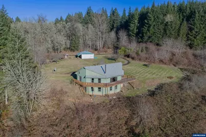 27914 Walkerwood Ln, Sweet Home, OR 97386 - Photo 10