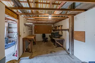 27914 Walkerwood Ln, Sweet Home, OR 97386 - Photo 32