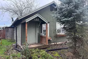 191 Catron St, Monmouth, OR 97361 - Photo 2