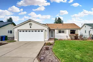 163 W Clackamas Cir, Woodburn, OR 97071 - Photo 1