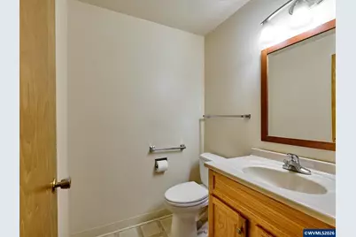 163 W Clackamas Cir, Woodburn, OR 97071 - Photo 22