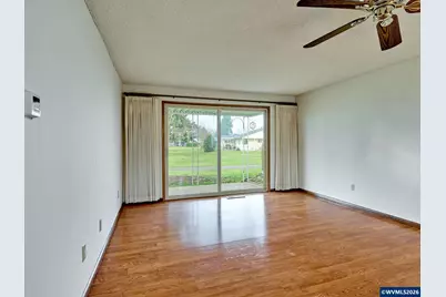 163 W Clackamas Cir, Woodburn, OR 97071 - Photo 4