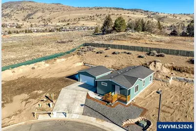 5636 Edith Wy, Klamath Falls, OR 97603 - Photo 2