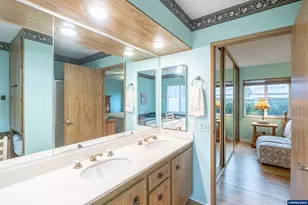 2120 Robins Ln SE, Salem, OR 97306 - Photo 38