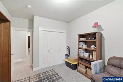 323 Lydia Ln, Lebanon, OR 97355 - Photo 30
