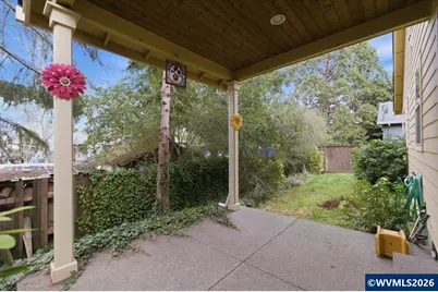 323 Lydia Ln, Lebanon, OR 97355 - Photo 36