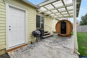 1835 24th St NE, Salem, OR 97301 - Photo 34