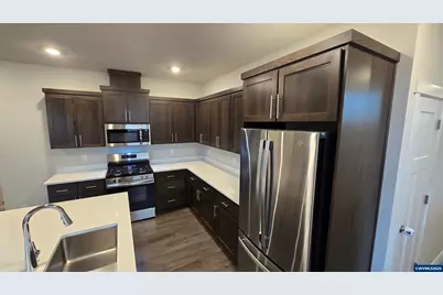 1525 Stasny Av SE, Albany, OR 97322 - Photo 14