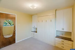 916 NW Chipmunk Pl, Corvallis, OR 97330 - Photo 18