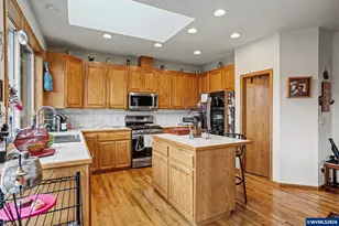 3393 NW Summerhill Pl, Albany, OR 97321 - Photo 16