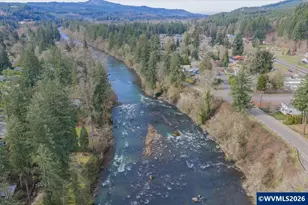 300 NW Santiam Bl, Mill City, OR 97360 - Photo 40