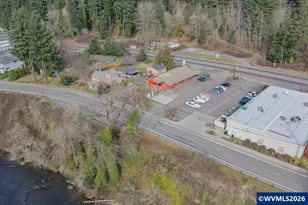 300 NW Santiam Bl, Mill City, OR 97360 - Photo 38