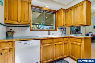 4566 46th Av, Salem, OR 97305 - Photo 8