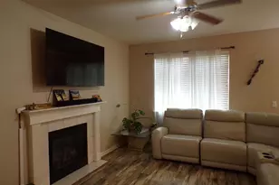 2542 Baines Blvd, Hubbard, OR 97302 - Photo 4