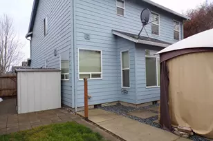 2542 Baines Blvd, Hubbard, OR 97302 - Photo 36