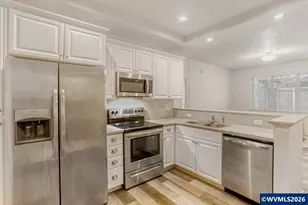 856 NE Wheelock Pl, Hillsboro, OR 97006 - Photo 8