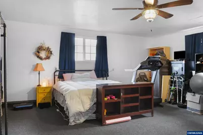 2728 S 8th St, Lebanon, OR 97355 - Photo 26