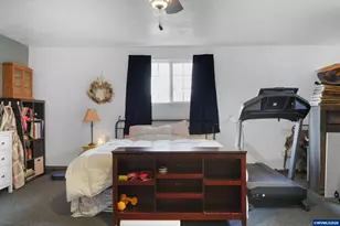 2728 S 8th St, Lebanon, OR 97355 - Photo 24