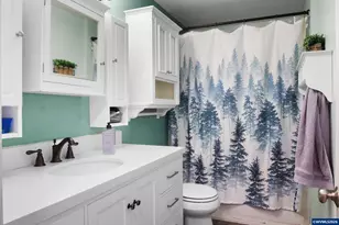 2728 S 8th St, Lebanon, OR 97355 - Photo 28