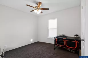 826 SW Cherry St, Willamina, OR 97396 - Photo 18