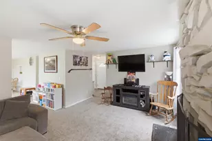 2337 40th Ave SE, Albany, OR 97322 - Photo 6