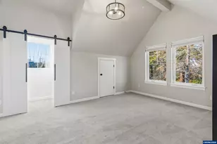 1811 Cousteau Lp SE, Salem, OR 97302 - Photo 16