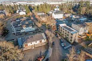 1811 Cousteau Lp SE, Salem, OR 97302 - Photo 40