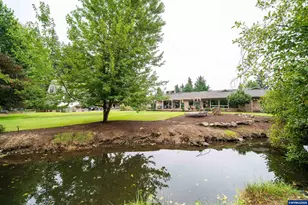 455 W High St, Stayton, OR 97383 - Photo 2