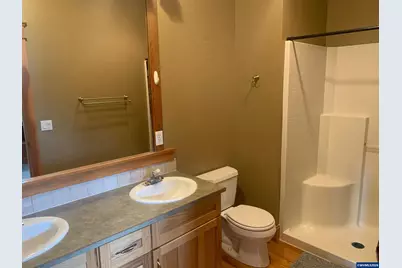 401 Kay Av, Brownsville, OR 97327 - Photo 10