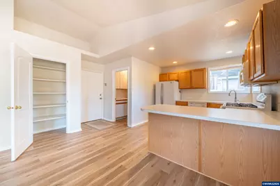 5405 NE Port Ln, Lincoln City, OR 97367 - Photo 6