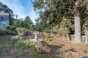 5405 NE Port Ln, Lincoln City, OR 97367 - Photo 20