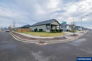 1363 Jefferson St, Independence, OR 97351 - Photo 42