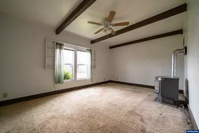 435 N Peach St, Stayton, OR 97383 - Photo 2